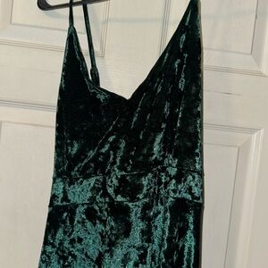 Velvet green above knee dress